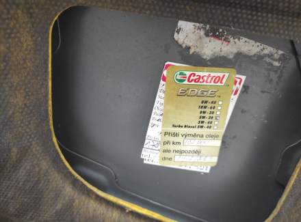 Mitsubishi - Outlander