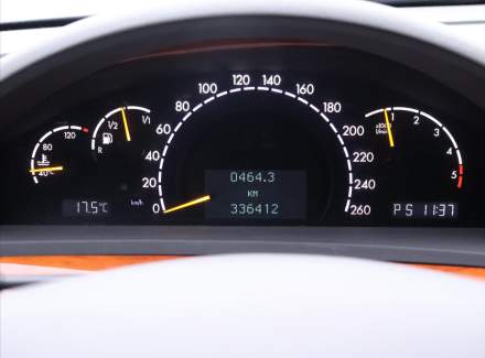 Mercedes-Benz - S-class