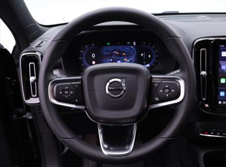 Volvo - XC40