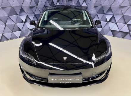 Tesla - Model 3