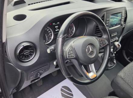 Mercedes-Benz - Vito