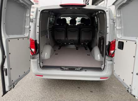 Mercedes-Benz - Vito
