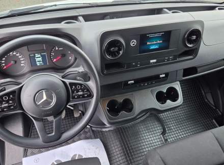 Mercedes-Benz - Sprinter