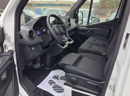 Mercedes-Benz - Sprinter