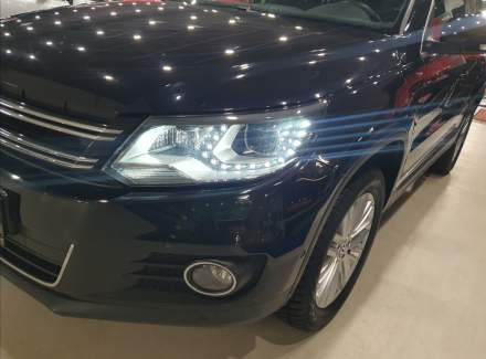 Volkswagen - Tiguan