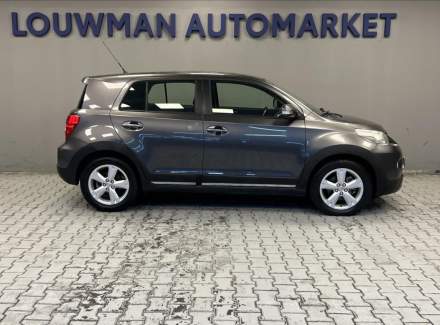 Toyota - Urban Cruiser