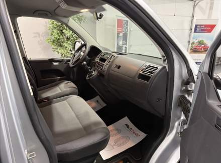 Volkswagen - Caravelle