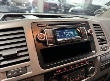 Volkswagen - Caravelle