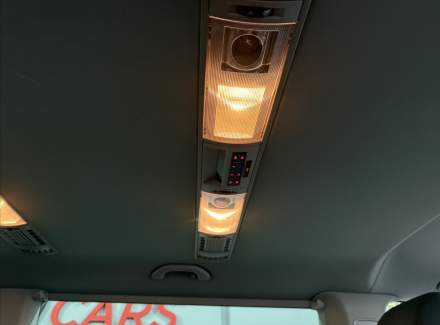 Volkswagen - Caravelle