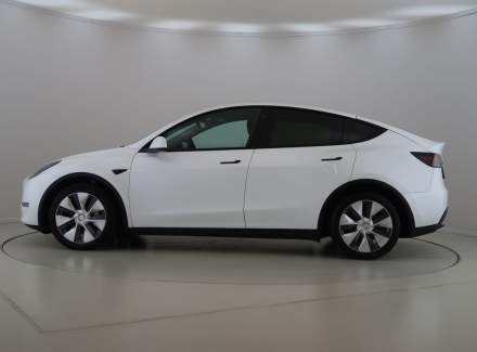 Tesla - Model Y