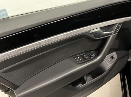 Volkswagen - Touareg