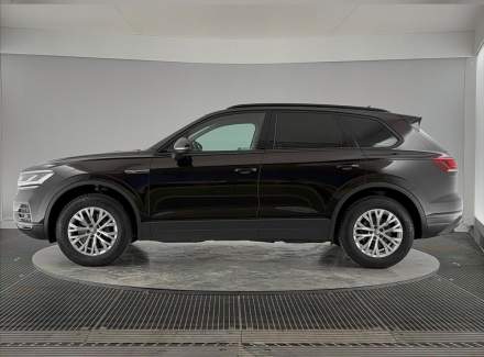 Volkswagen - Touareg