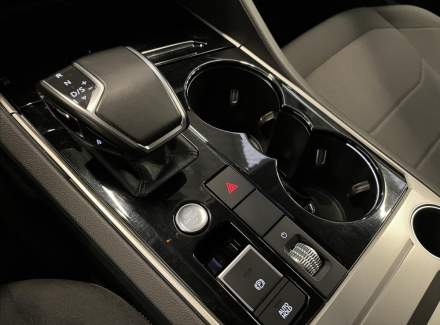 Volkswagen - Touareg