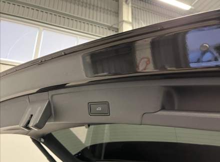 Volkswagen - Touareg