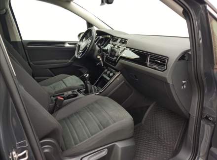 Volkswagen - Touran