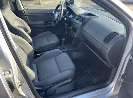 Volkswagen - Polo