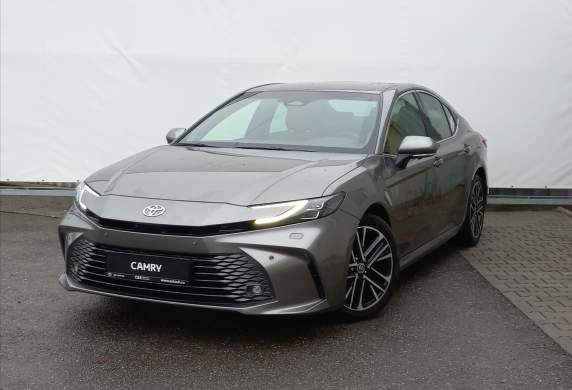 Toyota - Camry