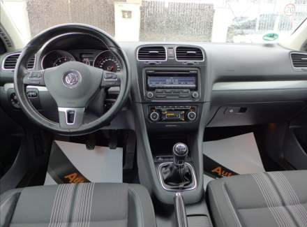 Volkswagen - Golf