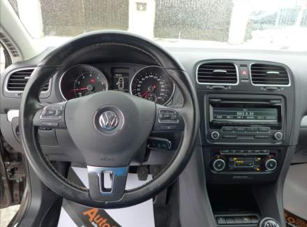 Volkswagen - Golf