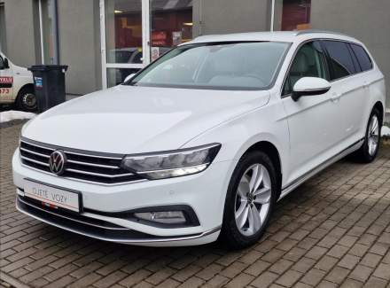 Volkswagen - Passat