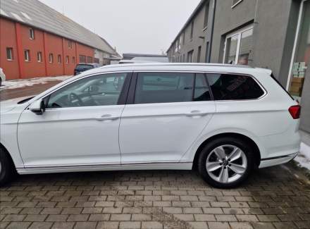 Volkswagen - Passat