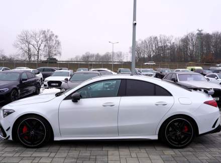 Mercedes-Benz - CLA