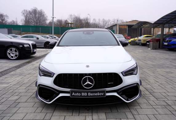 Mercedes-Benz - CLA
