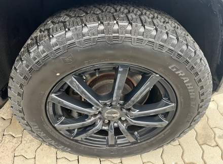 Jeep - Grand Cherokee