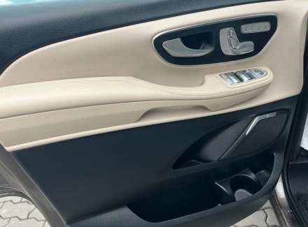 Mercedes-Benz - V-class