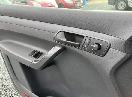 Volkswagen - Caddy 1.6 TDI (102 Hp)