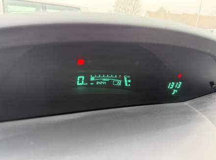 Toyota - Yaris 1.3 i VVT-i (87 Hp) Automatic