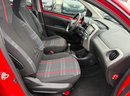 Peugeot - 108 1.0 VTi (68 Hp)