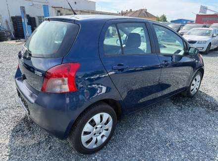 Toyota - Yaris 1.3 i VVT-i (87 Hp)