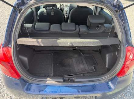 Toyota - Yaris 1.3 i VVT-i (87 Hp)