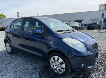 Toyota - Yaris 1.3 i VVT-i (87 Hp)