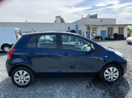 Toyota - Yaris 1.3 i VVT-i (87 Hp)