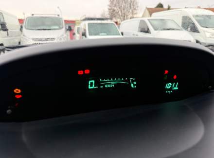 Toyota - Yaris 1.3 i VVT-i (87 Hp)