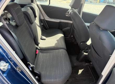 Toyota - Yaris 1.3 i VVT-i (87 Hp)