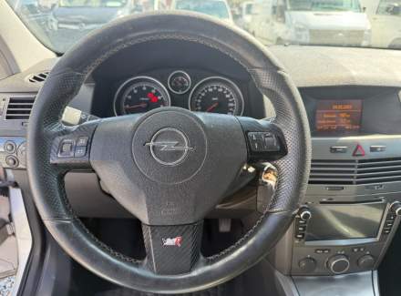 Opel - Astra