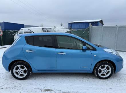 Nissan - Leaf