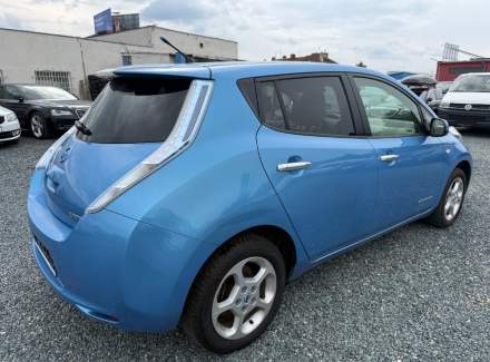 Nissan - Leaf