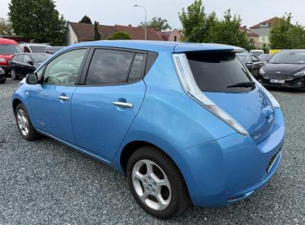 Nissan - Leaf