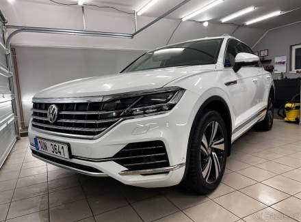 Volkswagen - Touareg