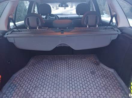 Mercedes-Benz - C-class