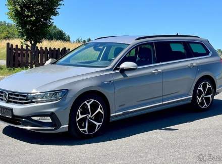 Volkswagen - Passat