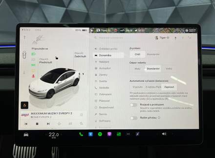 Tesla - Model 3