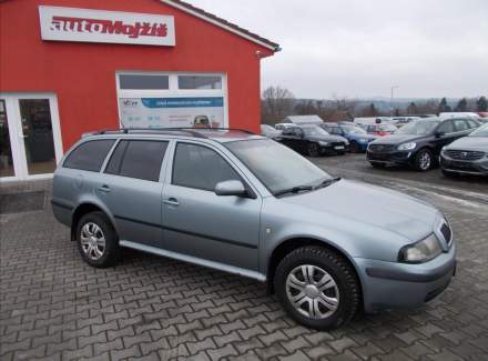 Škoda - Octavia