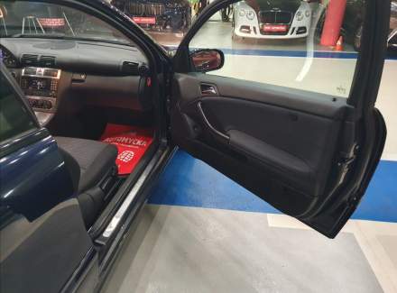 Mercedes-Benz - C-class