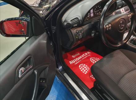 Mercedes-Benz - C-class