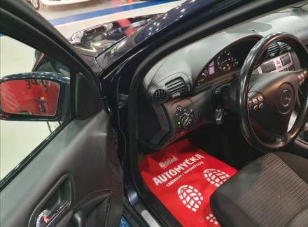 Mercedes-Benz - C-class